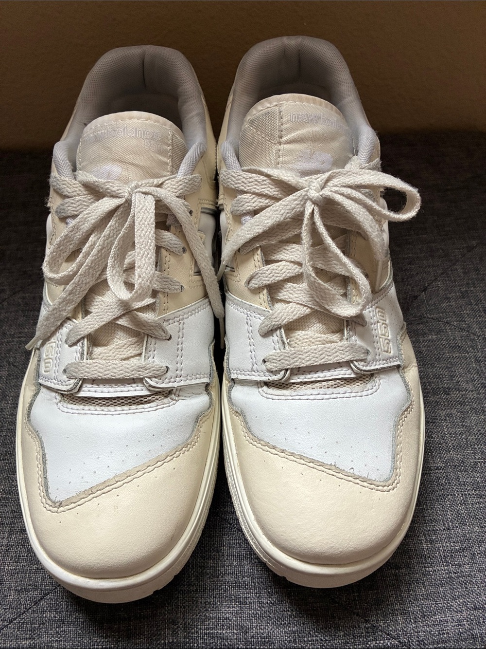 New Balance Men’s Cream and White 550